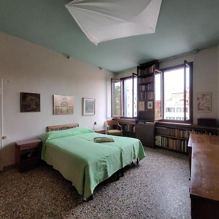Casa Calle Renier Венеция Экстерьер фото