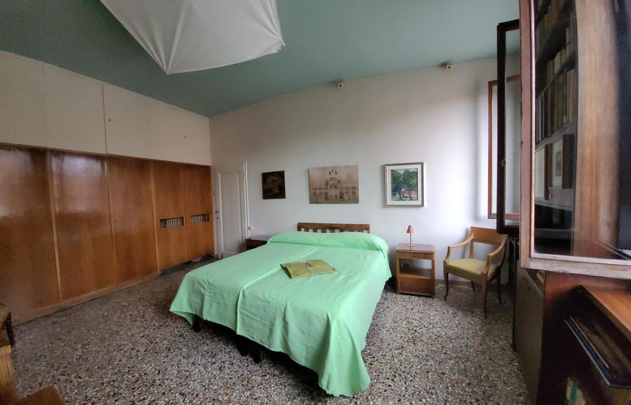 Casa Calle Renier Венеция Экстерьер фото